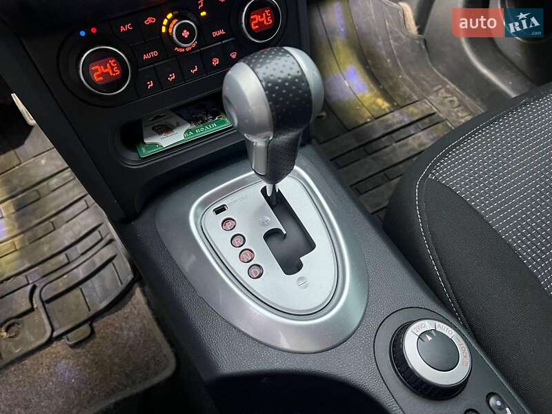 Внедорожник / Кроссовер Nissan Qashqai 2011 в Львове фото 31 Внедорожник / Кроссовер Nissan Qashqai 2011 в Львове