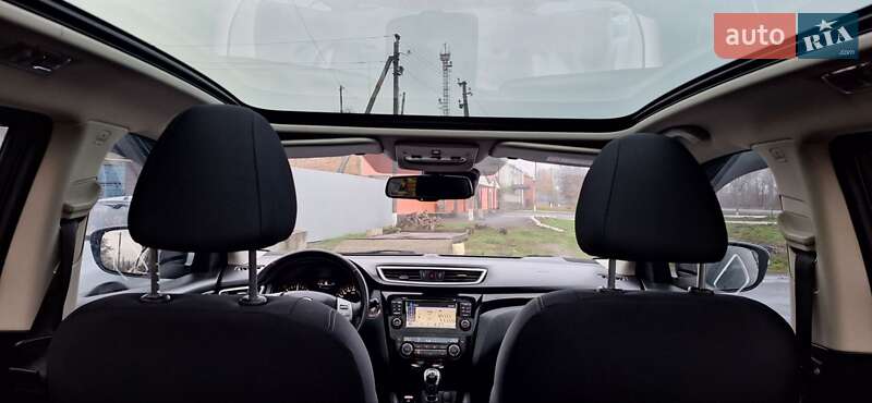 Внедорожник / Кроссовер Nissan Qashqai 2015 в Новоархангельске