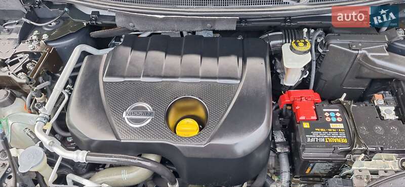 Внедорожник / Кроссовер Nissan Qashqai 2015 в Новоархангельске