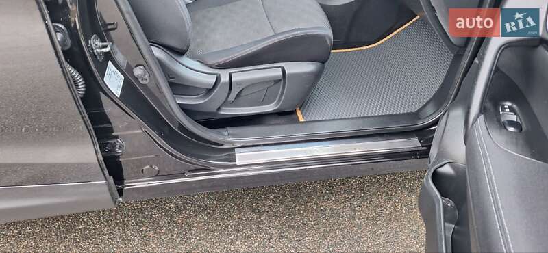 Внедорожник / Кроссовер Nissan Qashqai 2015 в Новоархангельске