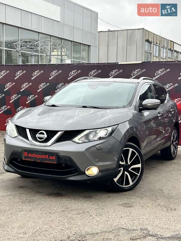 Внедорожник / Кроссовер Nissan Qashqai 2014 в Сумах