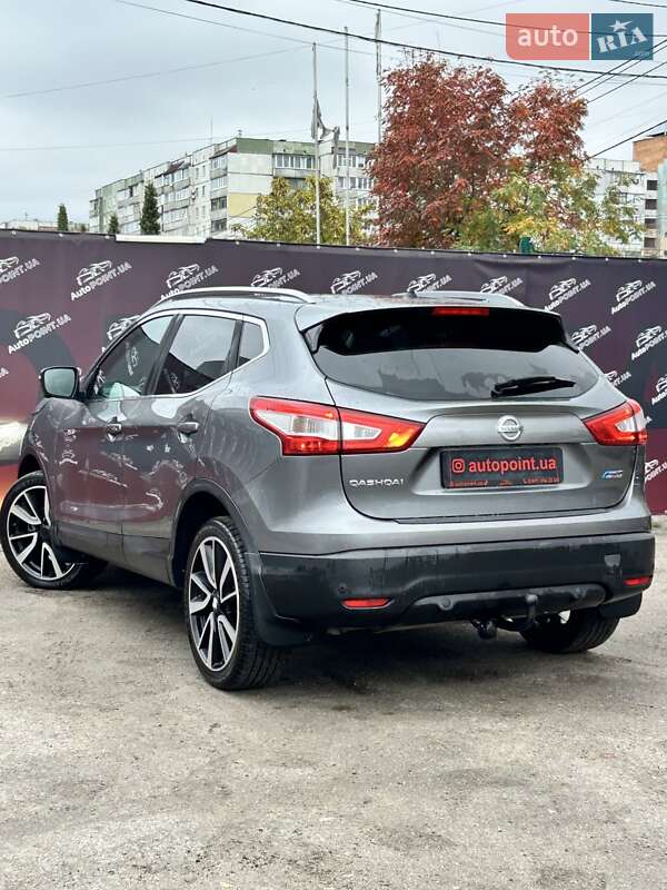 Внедорожник / Кроссовер Nissan Qashqai 2014 в Сумах