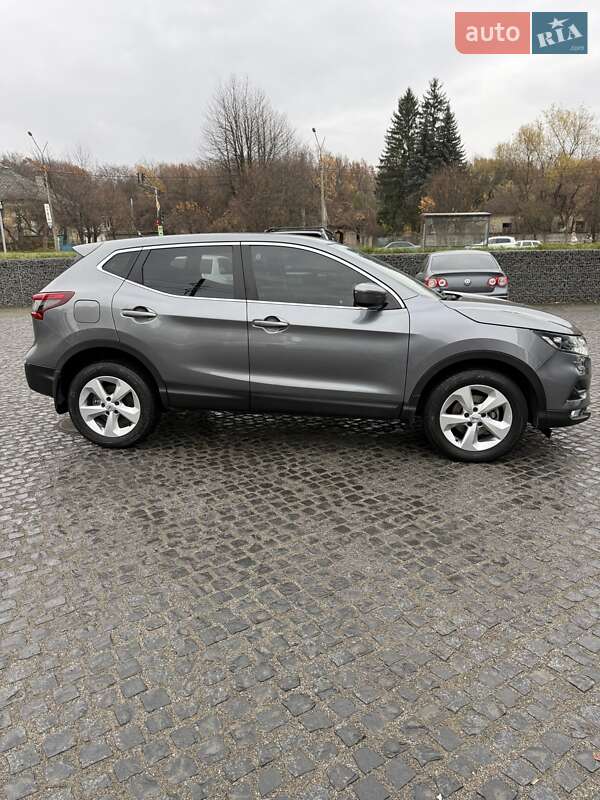 Позашляховик / Кросовер Nissan Qashqai 2018 в Львові
