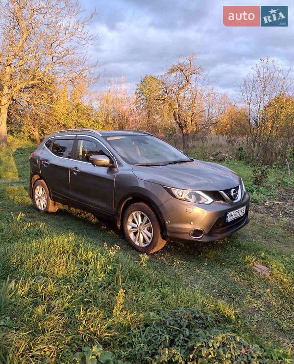 Внедорожник / Кроссовер Nissan Qashqai 2017 в Дубно