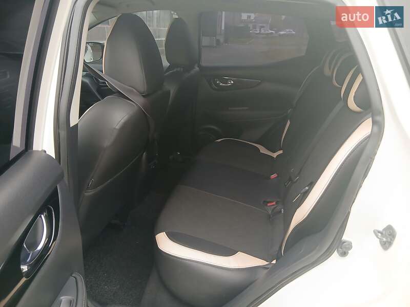 Позашляховик / Кросовер Nissan Qashqai 2015 в Первомайську фото 19 Позашляховик / Кросовер Nissan Qashqai 2015 в Первомайську