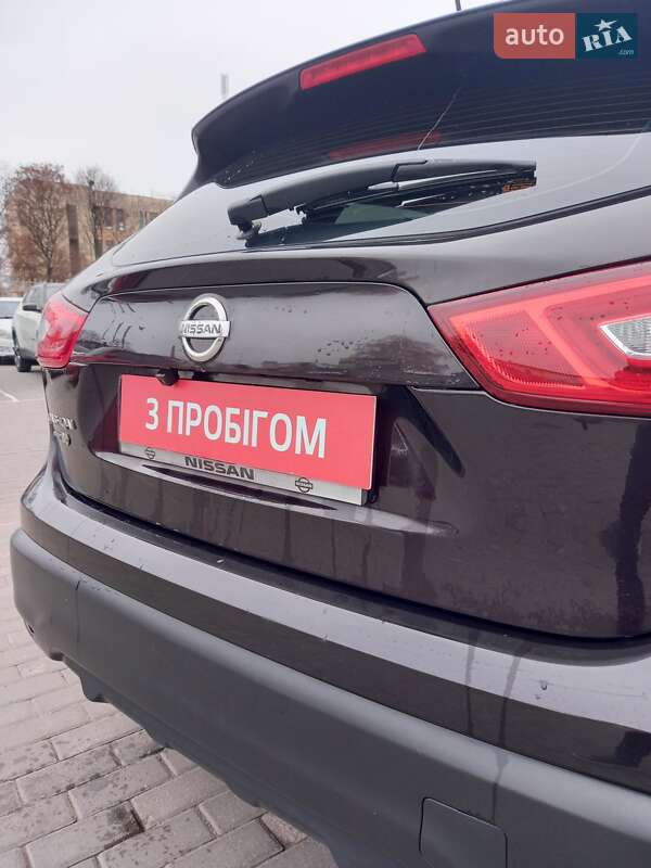 Позашляховик / Кросовер Nissan Qashqai 2015 в Полтаві