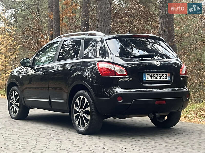 Позашляховик / Кросовер Nissan Qashqai 2012 в Львові