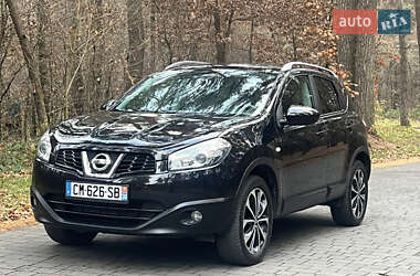 Позашляховик / Кросовер Nissan Qashqai 2012 в Львові