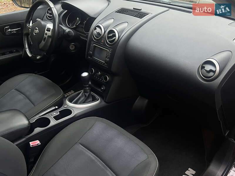 Позашляховик / Кросовер Nissan Qashqai 2012 в Львові