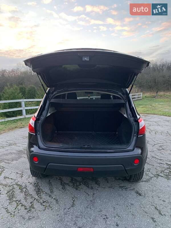 Позашляховик / Кросовер Nissan Qashqai 2012 в Любарі