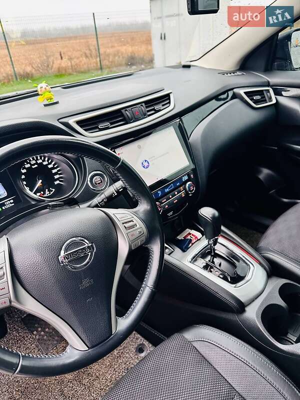 Позашляховик / Кросовер Nissan Qashqai 2015 в Новомосковську фото 16 Позашляховик / Кросовер Nissan Qashqai 2015 в Новомосковську