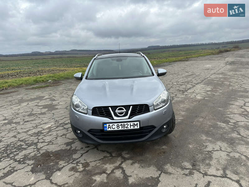 Внедорожник / Кроссовер Nissan Qashqai 2010 в Хмельницком