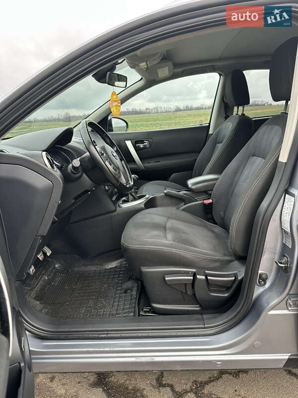 Внедорожник / Кроссовер Nissan Qashqai 2010 в Хмельницком