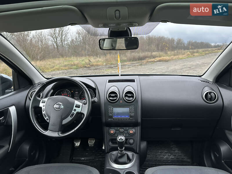 Внедорожник / Кроссовер Nissan Qashqai 2010 в Хмельницком