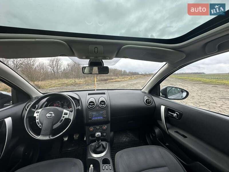 Внедорожник / Кроссовер Nissan Qashqai 2010 в Хмельницком