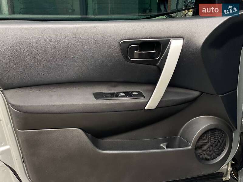 Внедорожник / Кроссовер Nissan Qashqai 2007 в Киеве