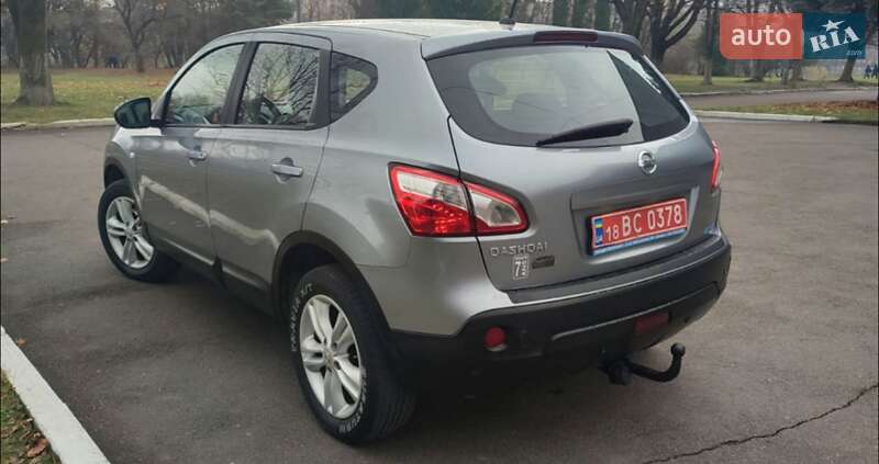 Внедорожник / Кроссовер Nissan Qashqai 2010 в Ровно