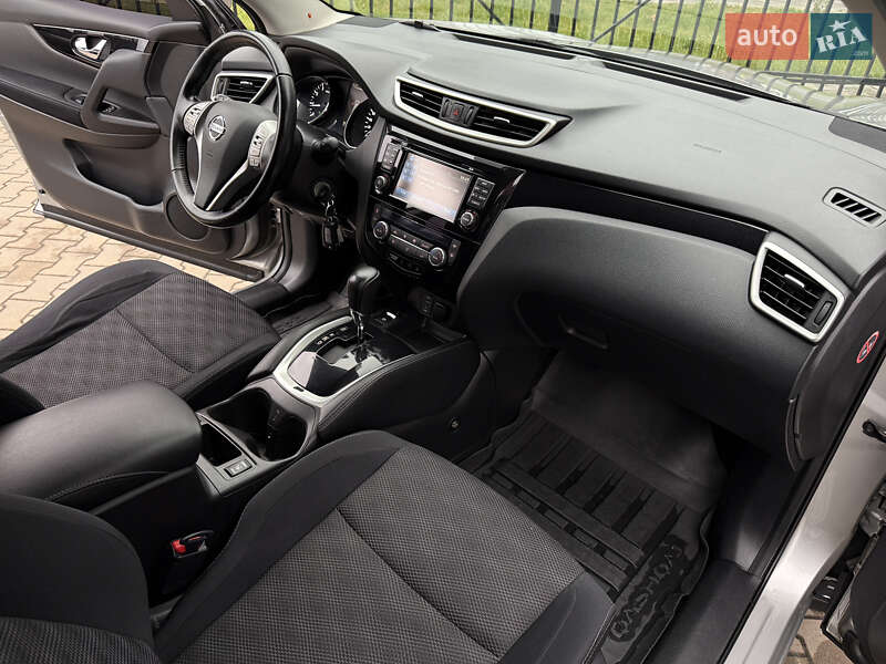 Внедорожник / Кроссовер Nissan Qashqai 2015 в Киеве