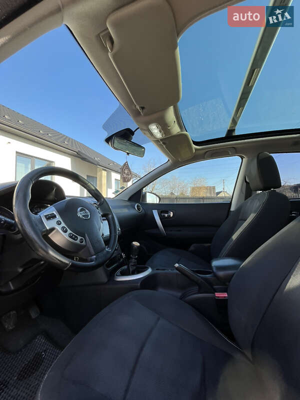 Позашляховик / Кросовер Nissan Qashqai 2011 в Турійську