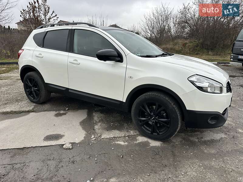 Внедорожник / Кроссовер Nissan Qashqai 2013 в Бердичеве