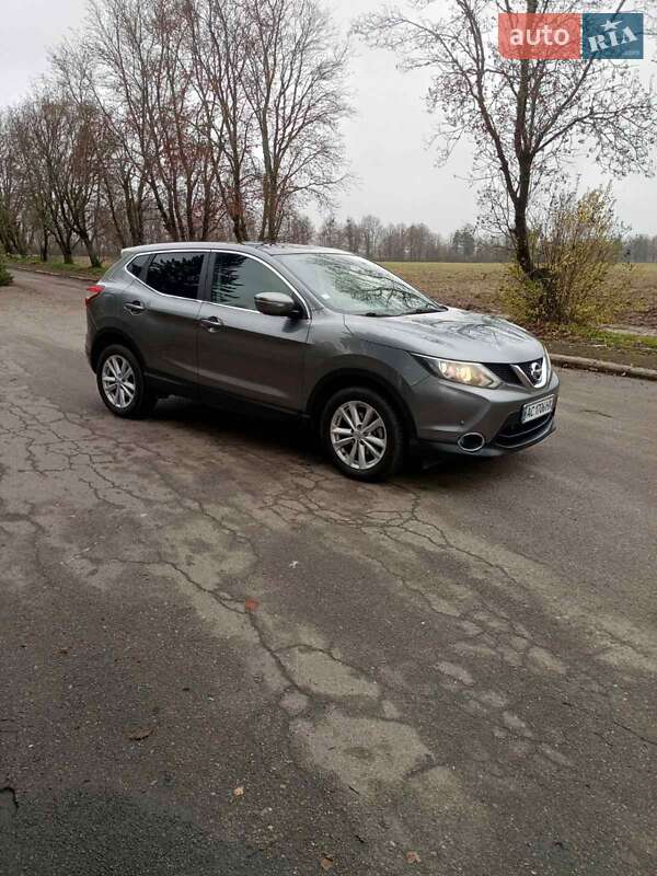 Позашляховик / Кросовер Nissan Qashqai 2014 в Луцьку