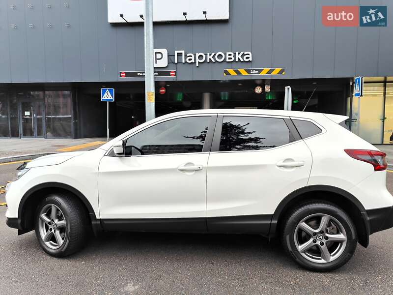 Внедорожник / Кроссовер Nissan Qashqai 2019 в Киеве