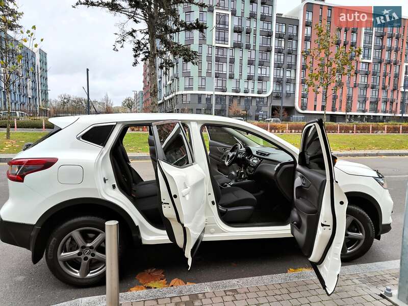 Внедорожник / Кроссовер Nissan Qashqai 2019 в Киеве