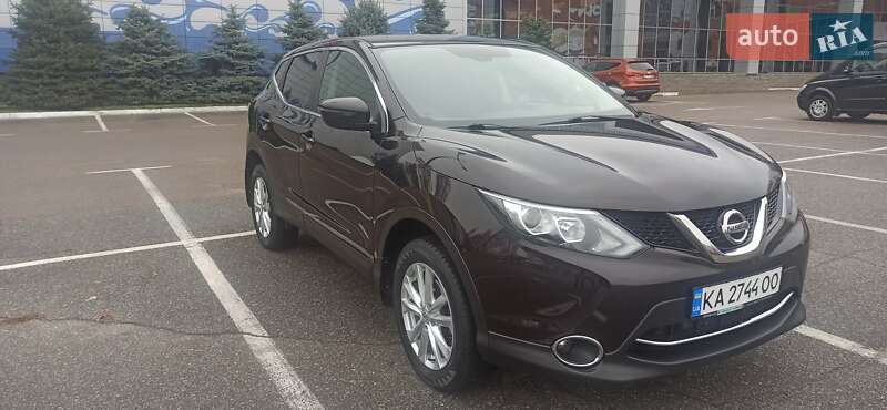 Позашляховик / Кросовер Nissan Qashqai 2016 в Броварах