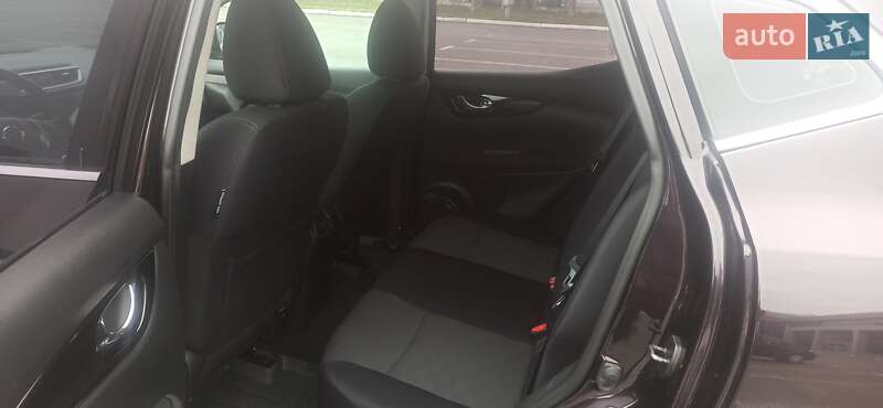 Позашляховик / Кросовер Nissan Qashqai 2016 в Броварах