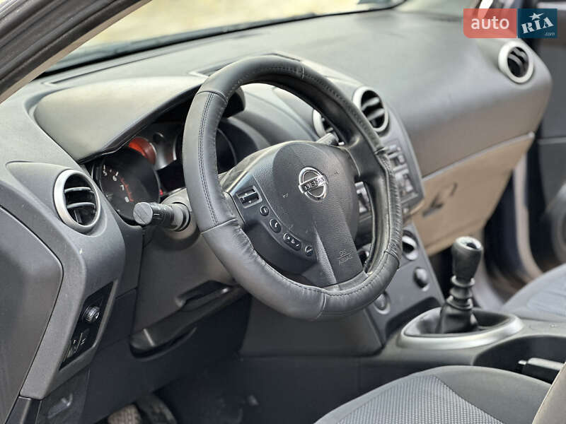 Внедорожник / Кроссовер Nissan Qashqai 2008 в Шпикове фото 14 Внедорожник / Кроссовер Nissan Qashqai 2008 в Шпикове
