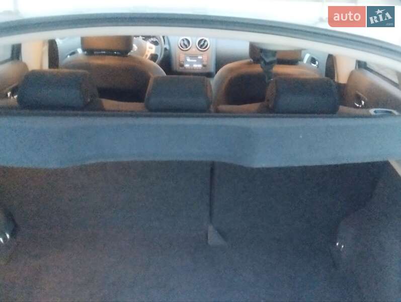 Внедорожник / Кроссовер Nissan Qashqai 2011 в Новых Санжарах