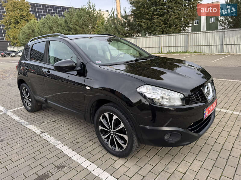 Внедорожник / Кроссовер Nissan Qashqai 2013 в Луцке
