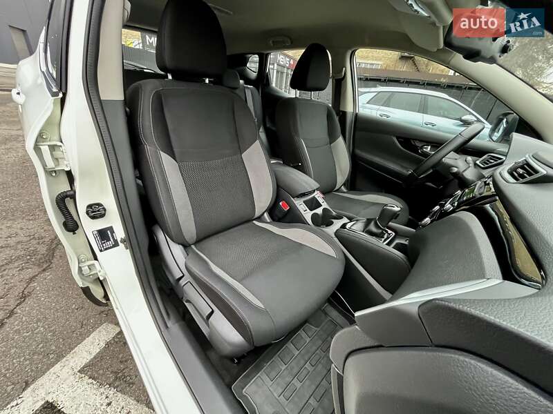 Внедорожник / Кроссовер Nissan Qashqai 2020 в Киеве