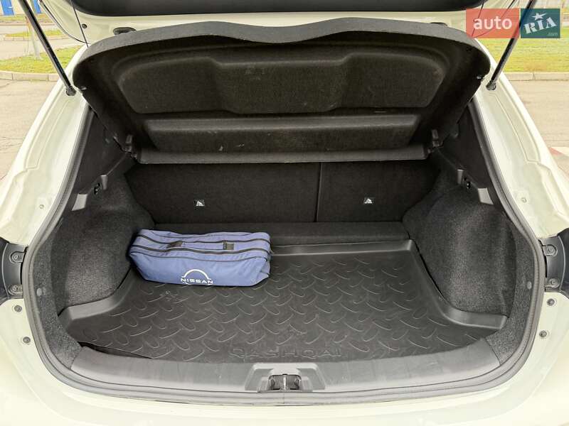 Внедорожник / Кроссовер Nissan Qashqai 2021 в Днепре