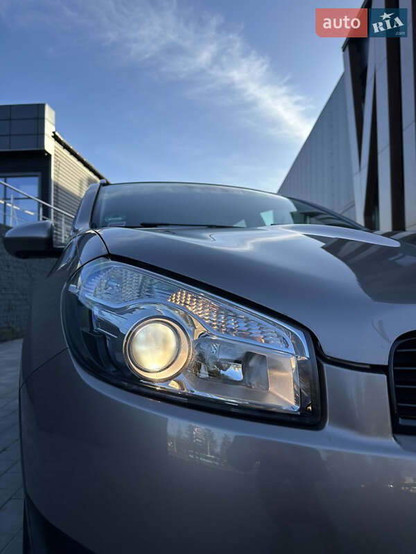 Внедорожник / Кроссовер Nissan Qashqai 2012 в Луцке фото 11 Внедорожник / Кроссовер Nissan Qashqai 2012 в Луцке
