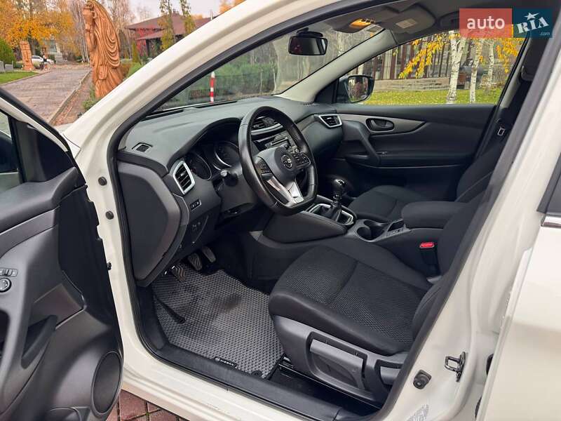 Внедорожник / Кроссовер Nissan Qashqai 2018 в Днепре