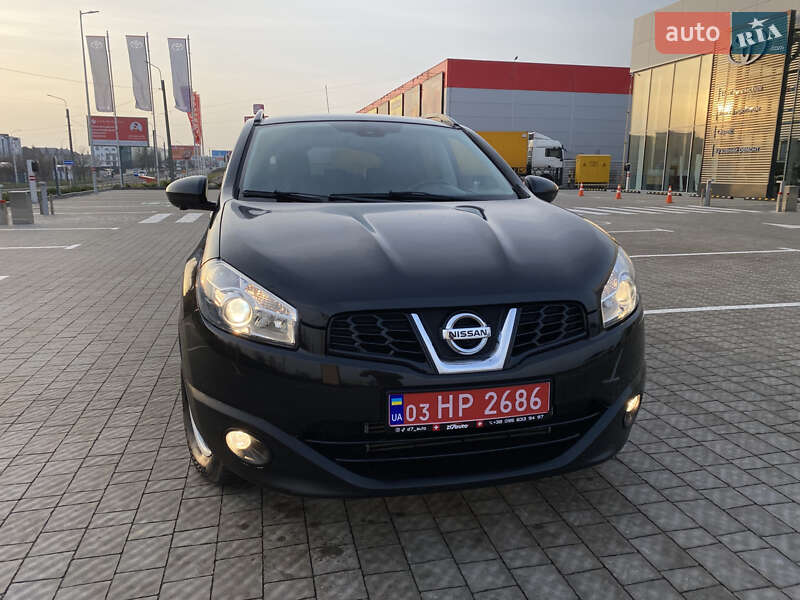 Внедорожник / Кроссовер Nissan Qashqai 2013 в Ровно