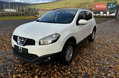 Позашляховик / Кросовер Nissan Qashqai 2011 в Львові
