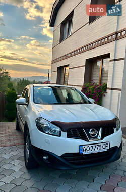 Внедорожник / Кроссовер Nissan Qashqai 2013 в Солотвине