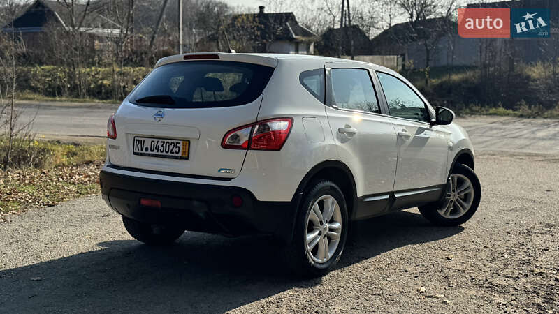 Внедорожник / Кроссовер Nissan Qashqai 2014 в Виннице