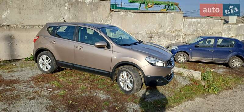 Внедорожник / Кроссовер Nissan Qashqai 2010 в Ровно фото 8 Внедорожник / Кроссовер Nissan Qashqai 2010 в Ровно