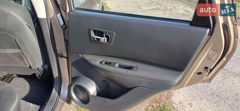 Внедорожник / Кроссовер Nissan Qashqai 2010 в Ровно фото 20 Внедорожник / Кроссовер Nissan Qashqai 2010 в Ровно