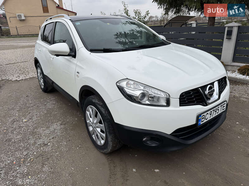 Внедорожник / Кроссовер Nissan Qashqai 2012 в Львове фото 3 Внедорожник / Кроссовер Nissan Qashqai 2012 в Львове