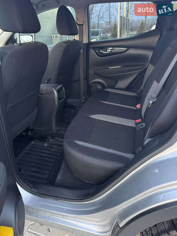 Внедорожник / Кроссовер Nissan Qashqai 2017 в Кагарлыке фото 11 Внедорожник / Кроссовер Nissan Qashqai 2017 в Кагарлыке