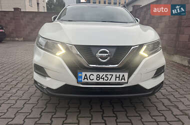 Позашляховик / Кросовер Nissan Qashqai 2017 в Луцьку