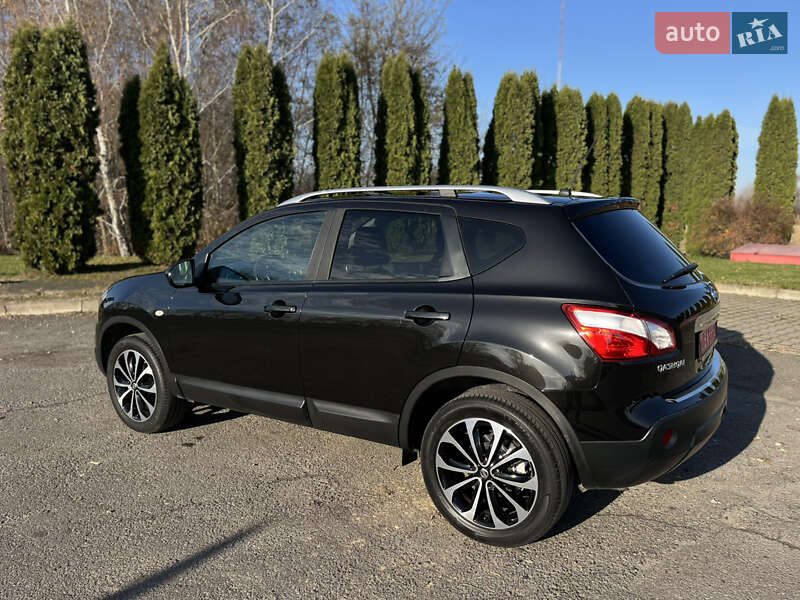 Внедорожник / Кроссовер Nissan Qashqai 2011 в Млинове фото 4 Внедорожник / Кроссовер Nissan Qashqai 2011 в Млинове