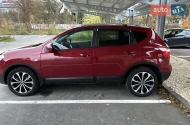 Позашляховик / Кросовер Nissan Qashqai 2012 в Києві