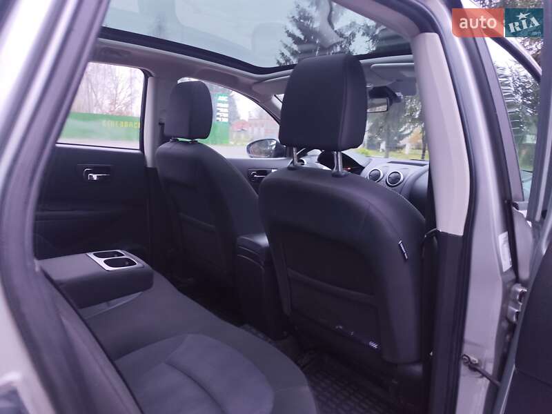 Внедорожник / Кроссовер Nissan Qashqai 2010 в Звягеле