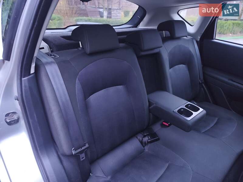 Внедорожник / Кроссовер Nissan Qashqai 2010 в Звягеле