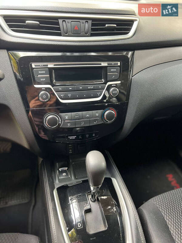 Позашляховик / Кросовер Nissan Qashqai 2017 в Києві фото 10 Позашляховик / Кросовер Nissan Qashqai 2017 в Києві